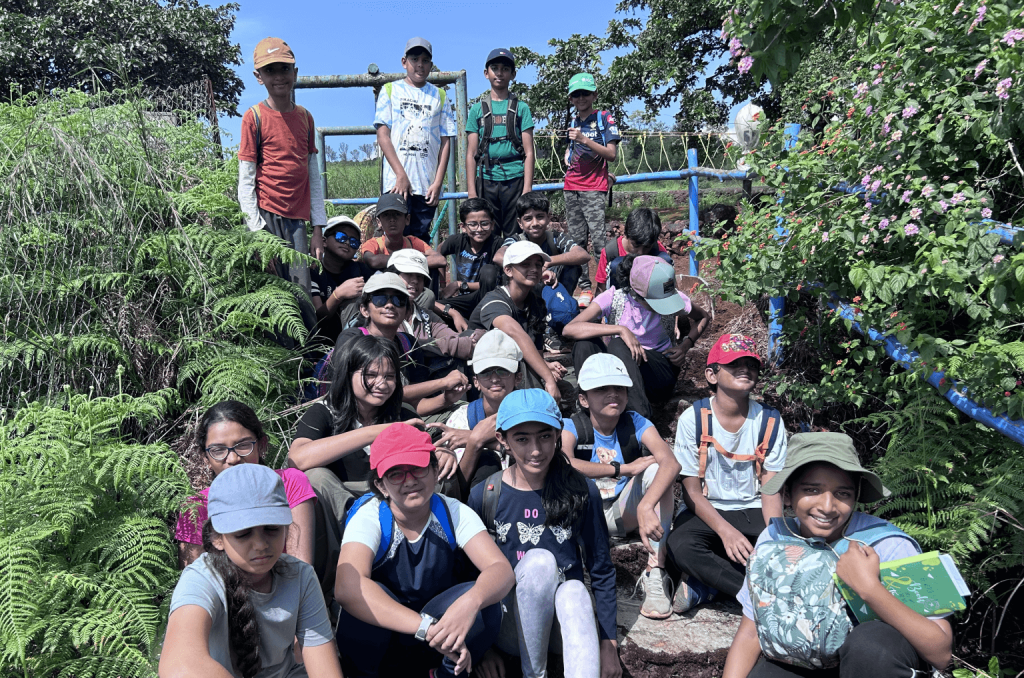 Students on outdoor adventure expedition